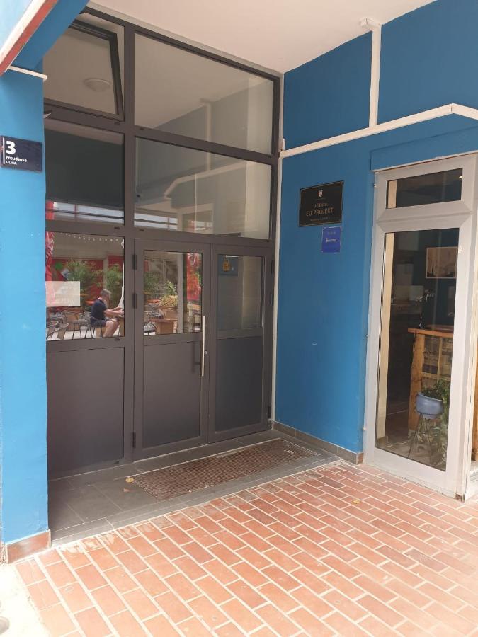 Apartman Lana ,Froudeova Ulica 3 Nasuprot Zg Velesajma Lejlighed Zagreb Eksteriør billede